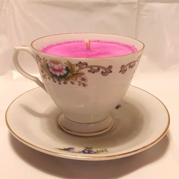 🩷💜Teacup Candle on Saucer Victorian Floral Garden - Picture 3 of 8